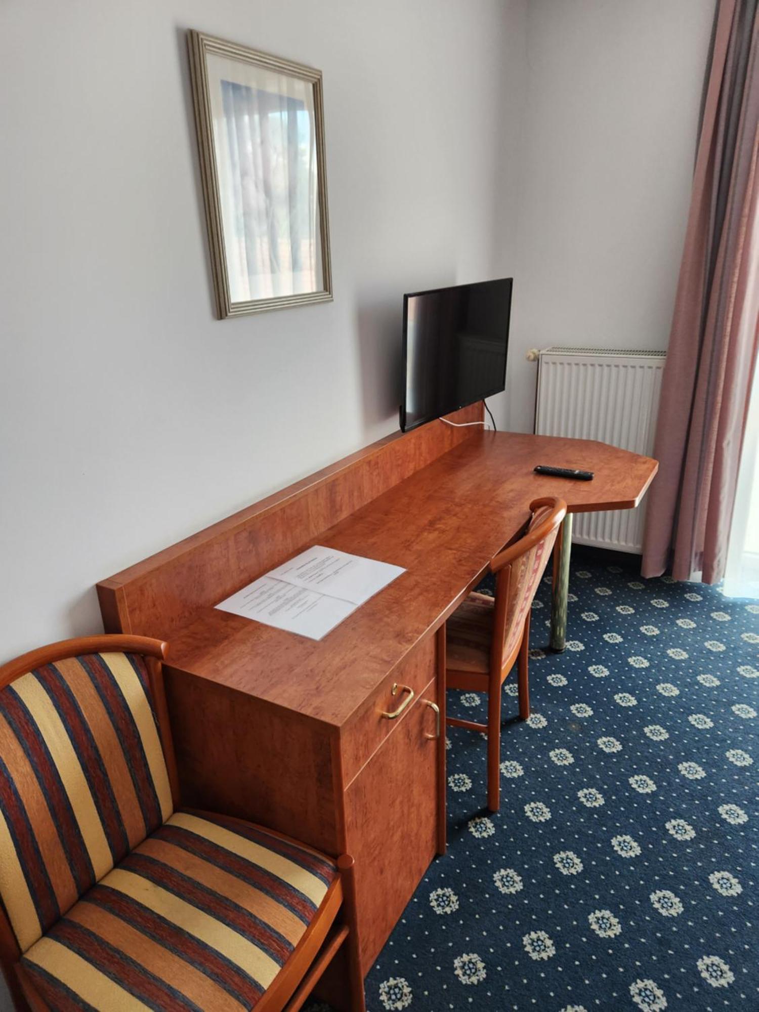 Hotel Hoyers In Pinneberg Prisdorf Exteriér fotografie